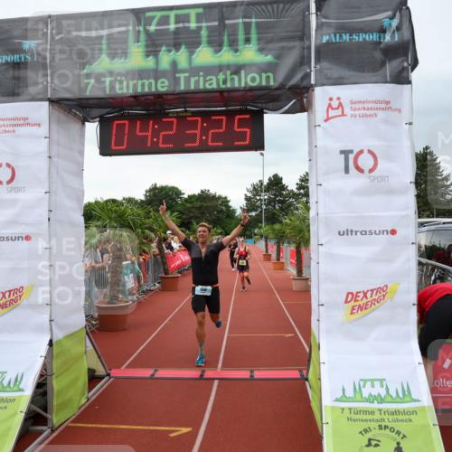 15.06.2025 - 7 Türme Triathlon Michael Strokosch http://msf.ph/oto/7989514 15.06.2025 14:23:25 Ziel 531, 558, 839, 962, 1039, 1113, 1160 meine-sportfotos.de