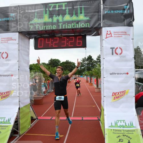 15.06.2025 - 7 Türme Triathlon Michael Strokosch http://msf.ph/oto/7989531 15.06.2025 14:23:25 Ziel 531, 558, 839, 962, 1039, 1113, 1160 meine-sportfotos.de