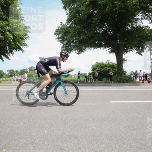 15.06.2025 - 7 Türme Triathlon Yannick Fuchs http://msf.ph/oto/7989577 15.06.2025 13:05:07 Radfahren 469 meine-sportfotos.de