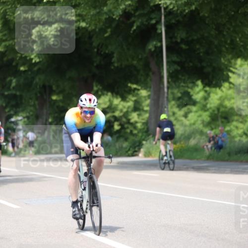 15.06.2025 - 7 Türme Triathlon Yannick Fuchs http://msf.ph/oto/7989598 15.06.2025 13:01:57 Radfahren 355, 453, 456, 554, 644, 857, 986, 1074, 1074, 1114 meine-sportfotos.de
