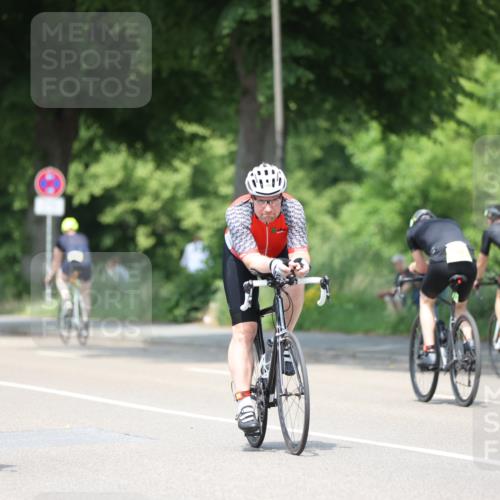 15.06.2025 - 7 Türme Triathlon Yannick Fuchs http://msf.ph/oto/7989622 15.06.2025 13:01:59 Radfahren 355, 453, 456, 554, 644, 853, 1074, 1074, 1114 meine-sportfotos.de