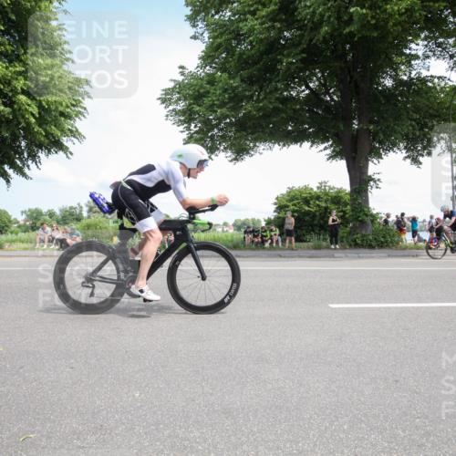 15.06.2025 - 7 Türme Triathlon Yannick Fuchs http://msf.ph/oto/7989668 15.06.2025 13:06:06 Radfahren 509, 794, 972 meine-sportfotos.de