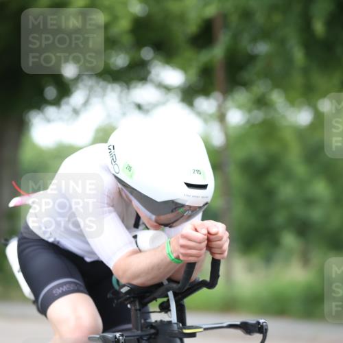 15.06.2025 - 7 Türme Triathlon Yannick Fuchs http://msf.ph/oto/7989673 15.06.2025 11:49:39 Radfahren  meine-sportfotos.de