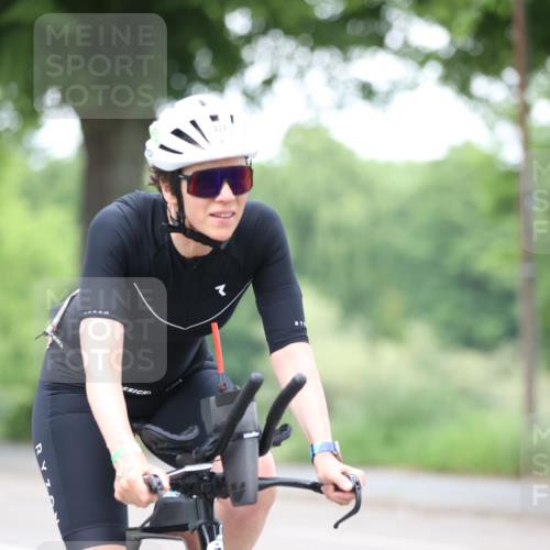 15.06.2025 - 7 Türme Triathlon Yannick Fuchs http://msf.ph/oto/7989724 15.06.2025 11:49:53 Radfahren 327 meine-sportfotos.de