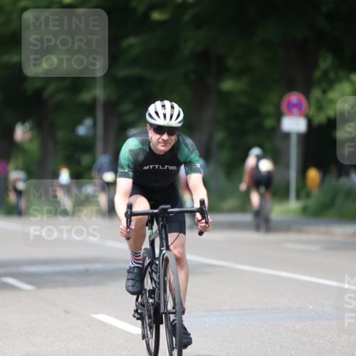 15.06.2025 - 7 Türme Triathlon Yannick Fuchs http://msf.ph/oto/7989725 15.06.2025 13:02:19 Radfahren 234, 398, 667, 1047, 1162 meine-sportfotos.de