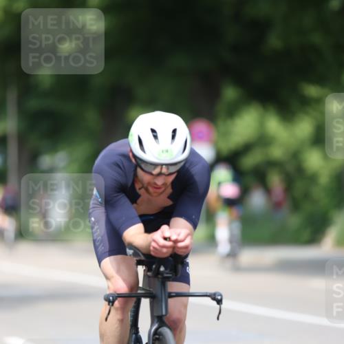 15.06.2025 - 7 Türme Triathlon Yannick Fuchs http://msf.ph/oto/7989786 15.06.2025 13:02:31 Radfahren 270, 271, 376, 525, 578, 641, 717, 889, 899, 1044, 1052, 1054, 1055, 1095 meine-sportfotos.de
