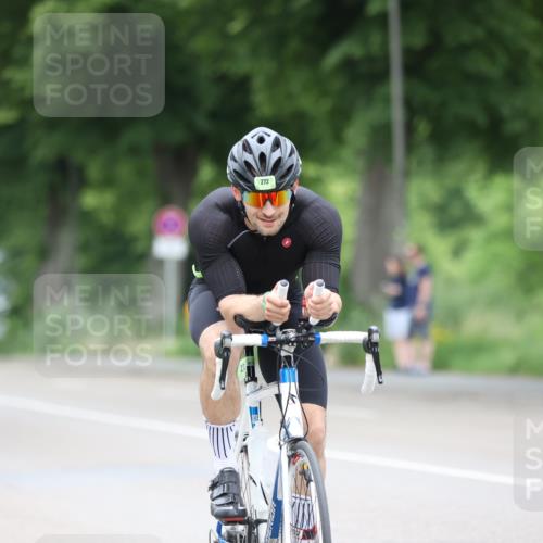 15.06.2025 - 7 Türme Triathlon Yannick Fuchs http://msf.ph/oto/7989861 15.06.2025 11:51:32 Radfahren 272, 327 meine-sportfotos.de