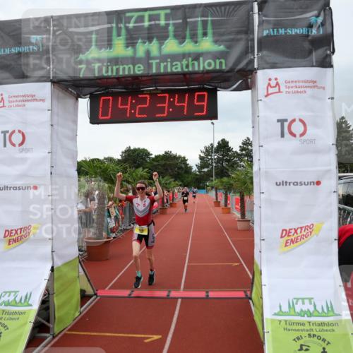 15.06.2025 - 7 Türme Triathlon Michael Strokosch http://msf.ph/oto/7989960 15.06.2025 14:23:49 Ziel 622, 632, 711, 823, 1038, 1179 meine-sportfotos.de