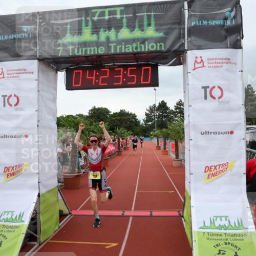 15.06.2025 - 7 Türme Triathlon Michael Strokosch http://msf.ph/oto/7989967 15.06.2025 14:23:49 Ziel 622, 632, 711, 823, 1038, 1179 meine-sportfotos.de