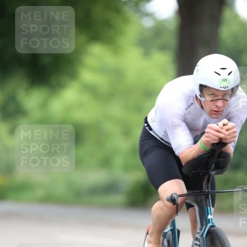 15.06.2025 - 7 Türme Triathlon Yannick Fuchs http://msf.ph/oto/7990001 15.06.2025 11:51:49 Radfahren 252, 271, 316, 325 meine-sportfotos.de