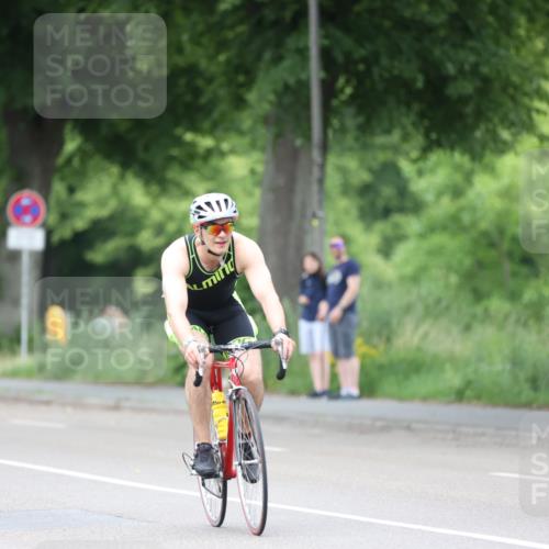 15.06.2025 - 7 Türme Triathlon Yannick Fuchs http://msf.ph/oto/7990007 15.06.2025 11:51:49 Radfahren 252, 271, 316, 325 meine-sportfotos.de