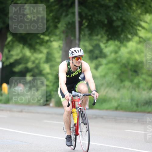 15.06.2025 - 7 Türme Triathlon Yannick Fuchs http://msf.ph/oto/7990015 15.06.2025 11:51:49 Radfahren 252, 271, 316, 325 meine-sportfotos.de