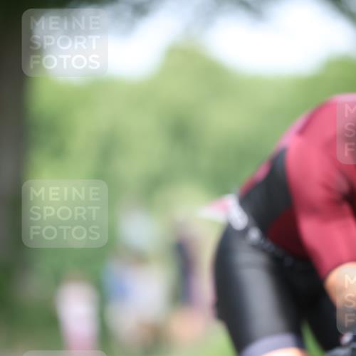 15.06.2025 - 7 Türme Triathlon Yannick Fuchs http://msf.ph/oto/7990165 15.06.2025 13:03:37 Radfahren 334, 469, 516, 587, 1103 meine-sportfotos.de