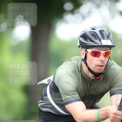 15.06.2025 - 7 Türme Triathlon Yannick Fuchs http://msf.ph/oto/7990190 15.06.2025 11:52:16 Radfahren 230, 298 meine-sportfotos.de
