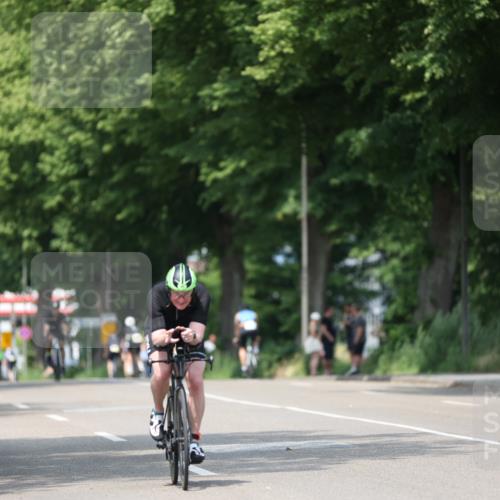 15.06.2025 - 7 Türme Triathlon Yannick Fuchs http://msf.ph/oto/7990211 15.06.2025 13:03:38 Radfahren 334, 516, 587, 1103 meine-sportfotos.de
