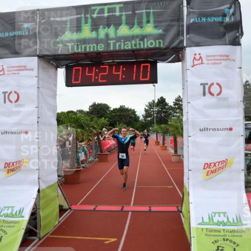 15.06.2025 - 7 Türme Triathlon Michael Strokosch http://msf.ph/oto/7990229 15.06.2025 14:24:10 Ziel 623, 642, 664, 822 meine-sportfotos.de