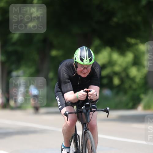 15.06.2025 - 7 Türme Triathlon Yannick Fuchs http://msf.ph/oto/7990240 15.06.2025 13:03:40 Radfahren 218, 516, 587, 619, 1103 meine-sportfotos.de
