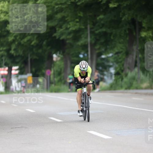 15.06.2025 - 7 Türme Triathlon Yannick Fuchs http://msf.ph/oto/7990275 15.06.2025 11:52:36 Radfahren 339 meine-sportfotos.de