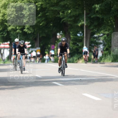 15.06.2025 - 7 Türme Triathlon Yannick Fuchs http://msf.ph/oto/7990283 15.06.2025 13:03:42 Radfahren 218, 516, 587, 619, 1103 meine-sportfotos.de