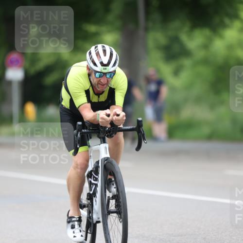 15.06.2025 - 7 Türme Triathlon Yannick Fuchs http://msf.ph/oto/7990286 15.06.2025 11:52:38 Radfahren 339 meine-sportfotos.de