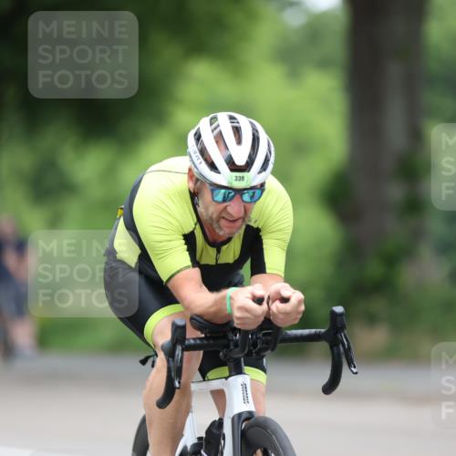 15.06.2025 - 7 Türme Triathlon Yannick Fuchs http://msf.ph/oto/7990293 15.06.2025 11:52:38 Radfahren 339 meine-sportfotos.de