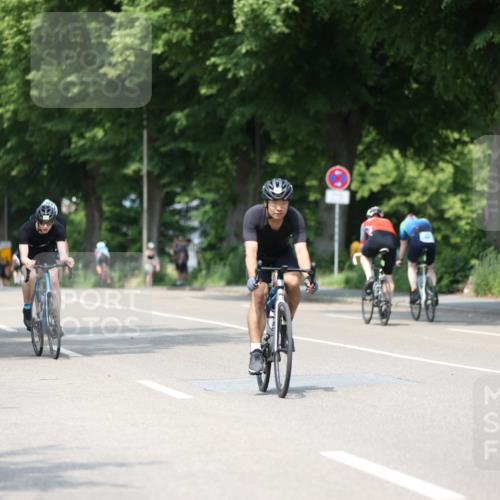 15.06.2025 - 7 Türme Triathlon Yannick Fuchs http://msf.ph/oto/7990333 15.06.2025 13:03:43 Radfahren 218, 516, 587, 619, 1103 meine-sportfotos.de