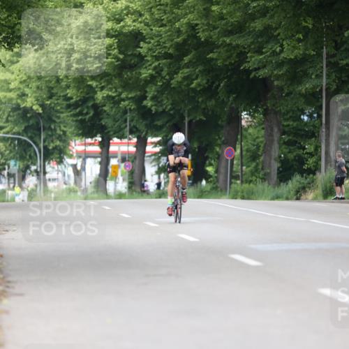 15.06.2025 - 7 Türme Triathlon Yannick Fuchs http://msf.ph/oto/7990334 15.06.2025 11:53:08 Radfahren 270, 305, 325 meine-sportfotos.de
