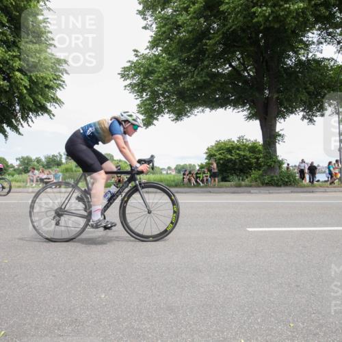 15.06.2025 - 7 Türme Triathlon Yannick Fuchs http://msf.ph/oto/7990335 15.06.2025 13:13:15 Radfahren 276, 304, 307, 352, 370, 381, 496, 517, 547, 711, 841, 1041 meine-sportfotos.de