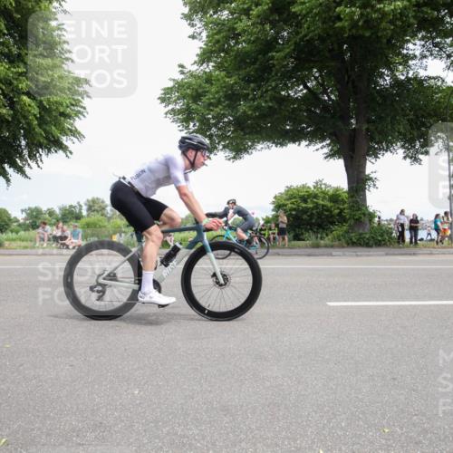 15.06.2025 - 7 Türme Triathlon Yannick Fuchs http://msf.ph/oto/7990346 15.06.2025 13:13:16 Radfahren 276, 304, 307, 352, 381, 496, 517, 547, 711, 841, 854, 1041 meine-sportfotos.de