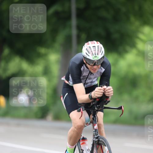 15.06.2025 - 7 Türme Triathlon Yannick Fuchs http://msf.ph/oto/7990385 15.06.2025 11:53:11 Radfahren 270, 305, 325 meine-sportfotos.de