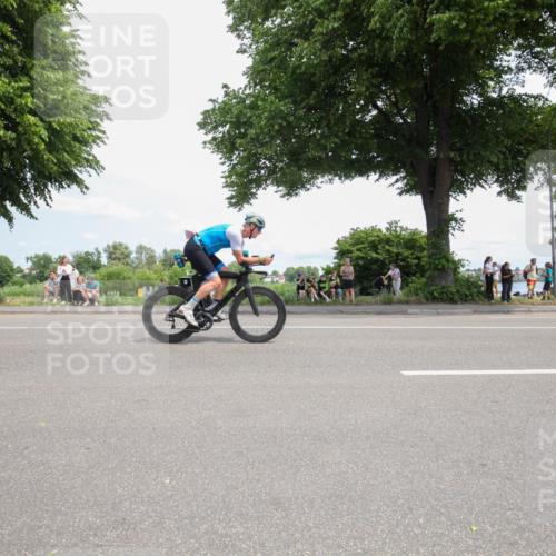 15.06.2025 - 7 Türme Triathlon Yannick Fuchs http://msf.ph/oto/7990462 15.06.2025 13:14:13 Radfahren 213, 258, 418, 487, 722, 809, 921 meine-sportfotos.de
