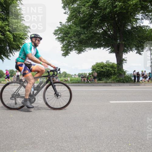 15.06.2025 - 7 Türme Triathlon Yannick Fuchs http://msf.ph/oto/7990490 15.06.2025 13:14:30 Radfahren 201, 220, 897, 918, 933, 1159, 1174 meine-sportfotos.de