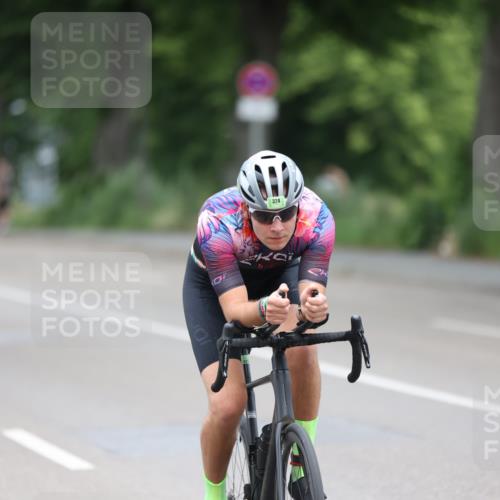 15.06.2025 - 7 Türme Triathlon Yannick Fuchs http://msf.ph/oto/7990493 15.06.2025 11:54:27 Radfahren  meine-sportfotos.de