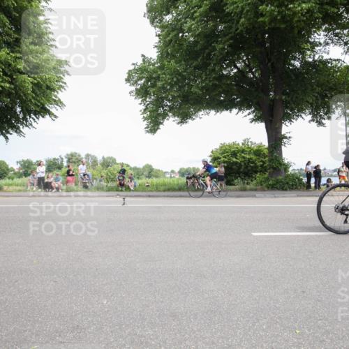 15.06.2025 - 7 Türme Triathlon Yannick Fuchs http://msf.ph/oto/7990532 15.06.2025 13:15:01 Radfahren 289, 297, 337, 547, 662, 861, 925, 1001, 1058, 1128 meine-sportfotos.de