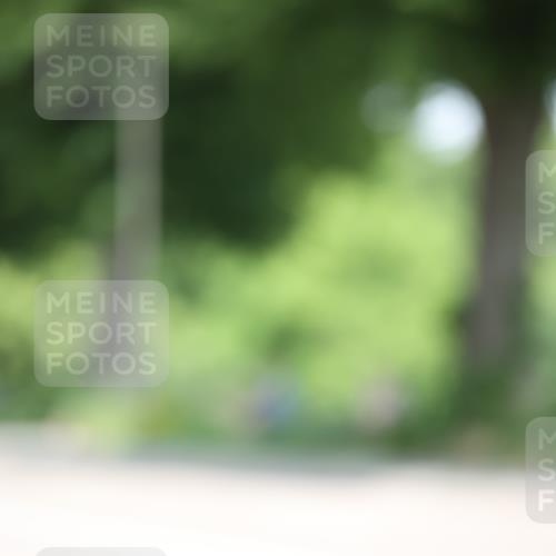 15.06.2025 - 7 Türme Triathlon Yannick Fuchs http://msf.ph/oto/7990554 15.06.2025 13:03:52 Radfahren 250, 303, 409, 432, 457, 1127, 1186 meine-sportfotos.de