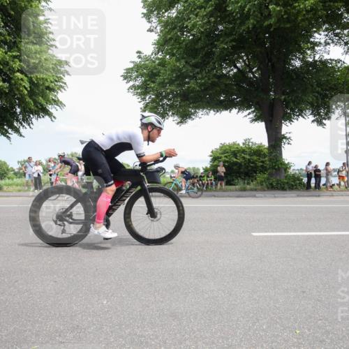 15.06.2025 - 7 Türme Triathlon Yannick Fuchs http://msf.ph/oto/7990579 15.06.2025 13:15:53 Radfahren 236, 326, 418, 487, 565, 666, 788, 903 meine-sportfotos.de