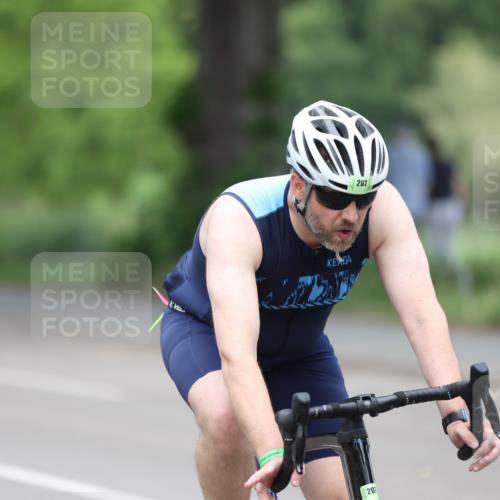 15.06.2025 - 7 Türme Triathlon Yannick Fuchs http://msf.ph/oto/7990590 15.06.2025 11:54:40 Radfahren  meine-sportfotos.de
