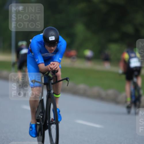 21.06.2025 - 27. Vierlanden-Triathlon H.Heesch http://msf.ph/oto/7990594 15.06.2025 11:52:19 Radfahren 720, 767, 805, 861, 951 meine-sportfotos.de