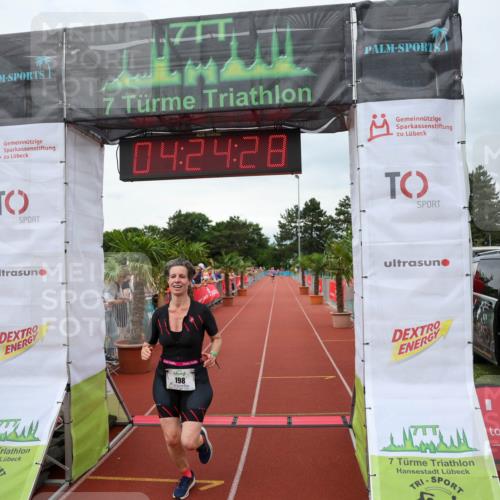 15.06.2025 - 7 Türme Triathlon Michael Strokosch http://msf.ph/oto/7990627 15.06.2025 14:24:27 Ziel 198, 436, 1002, 1012 meine-sportfotos.de