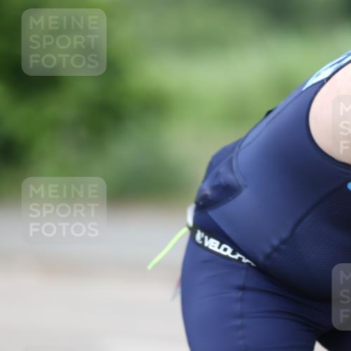 15.06.2025 - 7 Türme Triathlon Yannick Fuchs http://msf.ph/oto/7990630 15.06.2025 11:54:41 Radfahren  meine-sportfotos.de