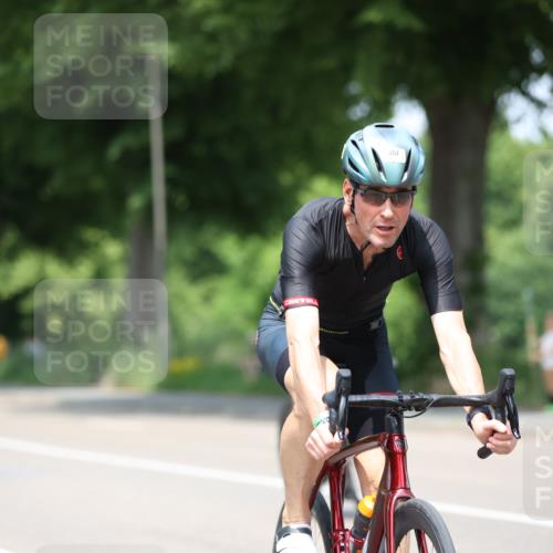 15.06.2025 - 7 Türme Triathlon Yannick Fuchs http://msf.ph/oto/7990659 15.06.2025 13:03:55 Radfahren 250, 303, 364, 432, 457, 1127, 1186 meine-sportfotos.de