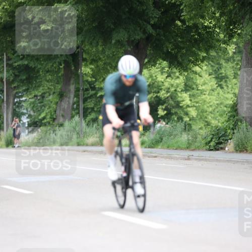 15.06.2025 - 7 Türme Triathlon Yannick Fuchs http://msf.ph/oto/7990669 15.06.2025 11:54:51 Radfahren 305 meine-sportfotos.de