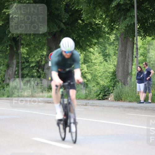 15.06.2025 - 7 Türme Triathlon Yannick Fuchs http://msf.ph/oto/7990672 15.06.2025 11:54:51 Radfahren 305 meine-sportfotos.de