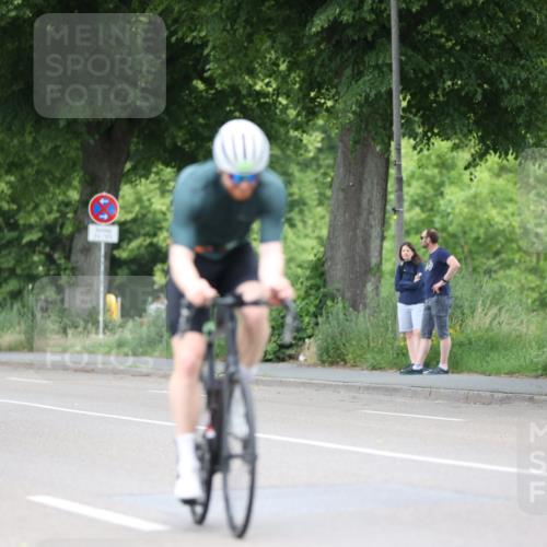 15.06.2025 - 7 Türme Triathlon Yannick Fuchs http://msf.ph/oto/7990679 15.06.2025 11:54:52 Radfahren 305 meine-sportfotos.de