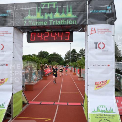 15.06.2025 - 7 Türme Triathlon Michael Strokosch http://msf.ph/oto/7990731 15.06.2025 14:24:43 Ziel 575, 764, 1046, 1080 meine-sportfotos.de