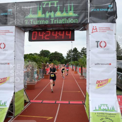 15.06.2025 - 7 Türme Triathlon Michael Strokosch http://msf.ph/oto/7990769 15.06.2025 14:24:44 Ziel 575, 764, 1046, 1080 meine-sportfotos.de