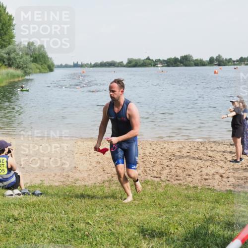 21.06.2025 - 27. Vierlanden-Triathlon MichiJ http://msf.ph/oto/7990777 15.06.2026 09:53:24 Schwimmen 304 meine-sportfotos.de