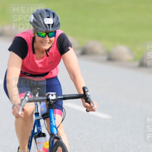 15.06.2025 - 27. Vierlanden-Triathlon H.Heesch http://msf.ph/oto/7990780 15.06.2025 09:52:23 Radfahren 51, 214, 223, 231, 251 meine-sportfotos.de