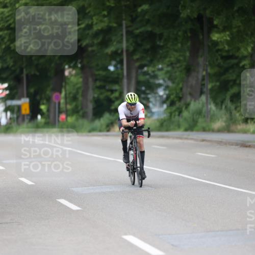 15.06.2025 - 7 Türme Triathlon Yannick Fuchs http://msf.ph/oto/7990785 15.06.2025 11:55:45 Radfahren 320 meine-sportfotos.de