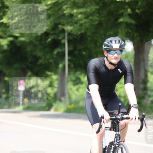 15.06.2025 - 7 Türme Triathlon Yannick Fuchs http://msf.ph/oto/7990833 15.06.2025 13:03:59 Radfahren 303, 364, 432, 1127, 1186 meine-sportfotos.de
